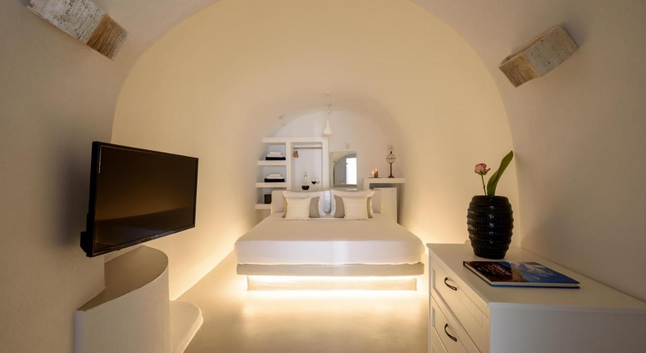 White Dream Suites Fira  Extérieur photo