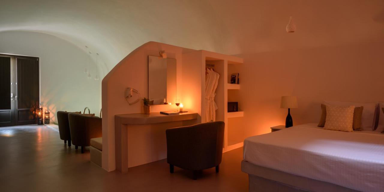 White Dream Suites Fira  Extérieur photo